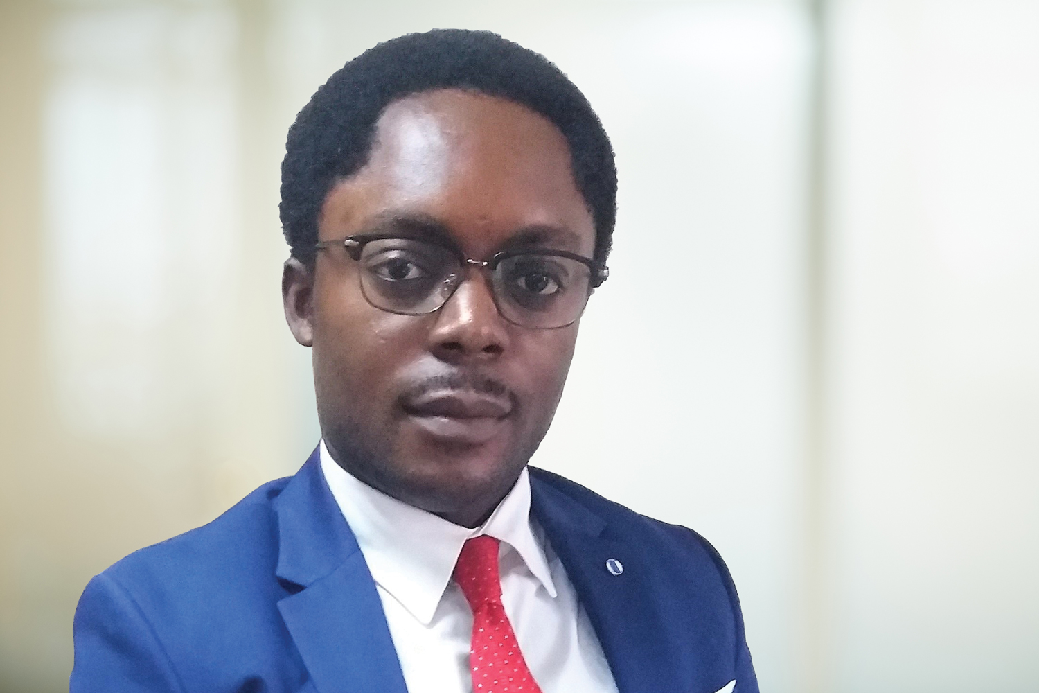 Trésor-Gauthier M. KALONJI, portrait, Senior Tax Advisor du cabinet DALDEWOLF RDC